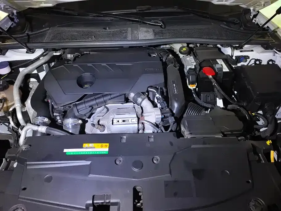Citroen C5 X 2024 из CN, фото 6