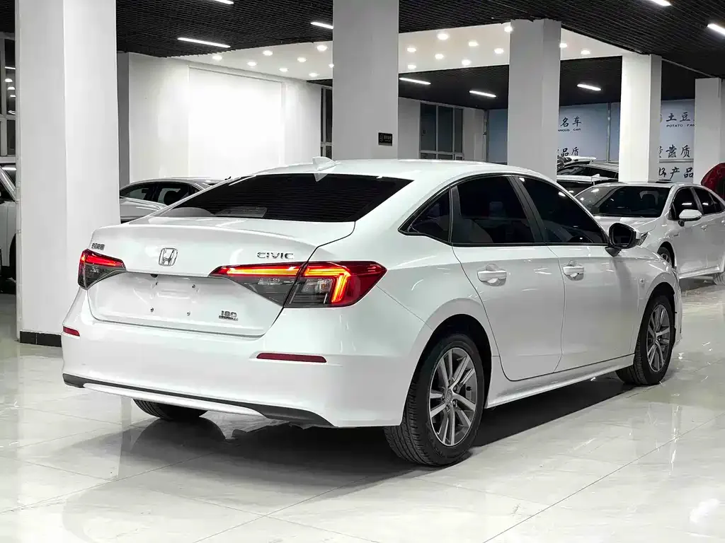 Honda Civic 2021 из CN, фото 5