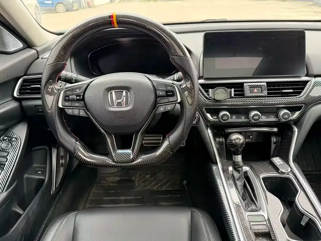 Honda Accord — фото 10