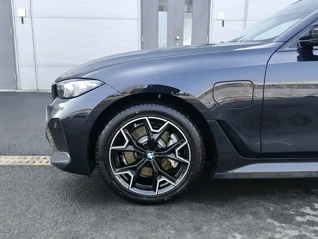 BMW i3 — фото 10