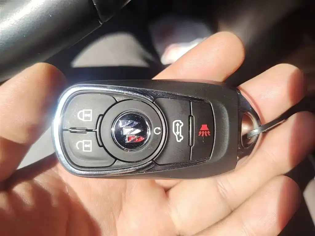 Buick GL8 2022 из CN, фото 5