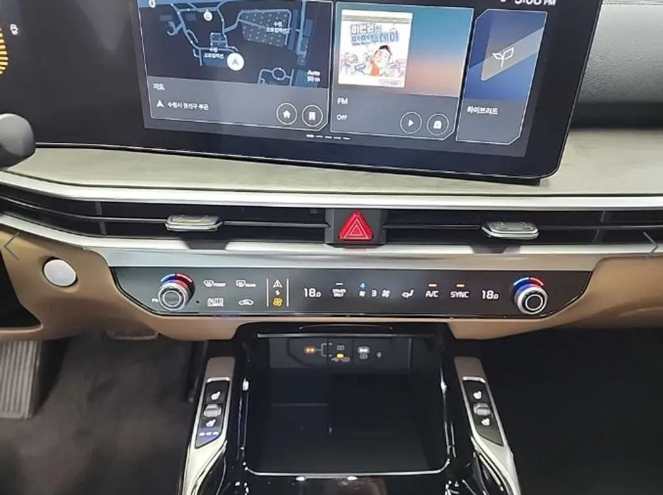 Kia Sorento — фото 10