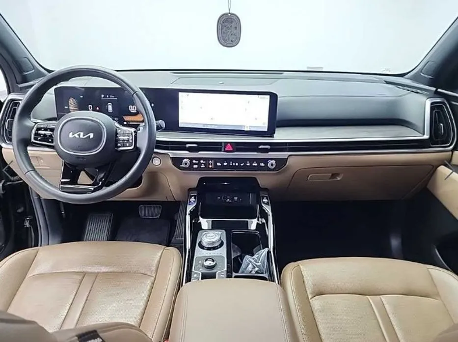 Kia Sorento — фото 9