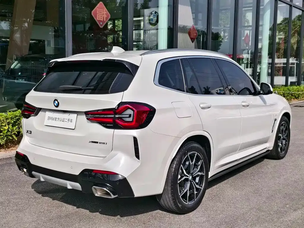 BMW X3 — фото 8