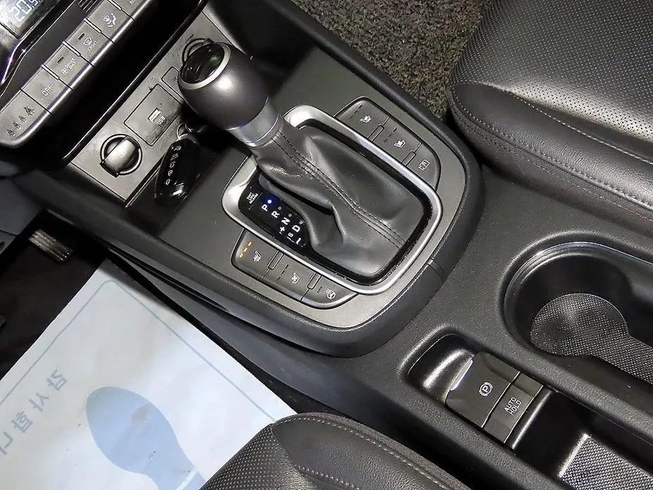 Hyundai Kona — фото 10