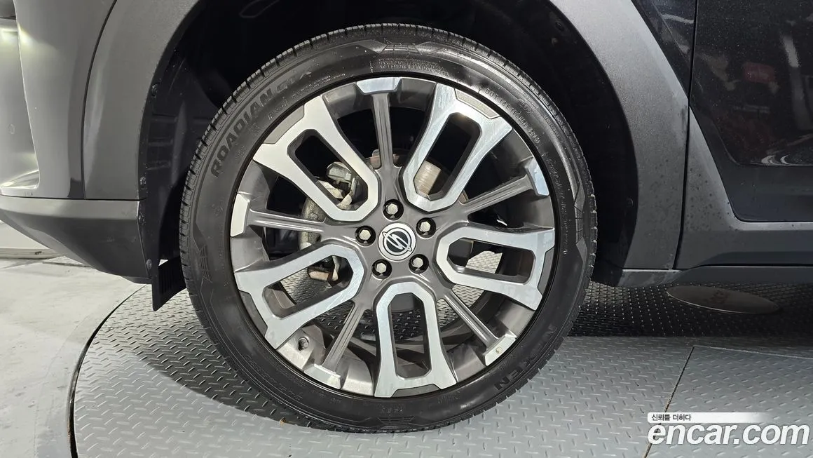KG Mobility (Ssangyong) Torres — фото 9