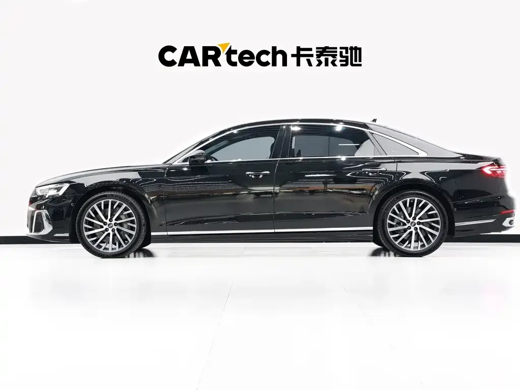 Audi A8 — фото 10