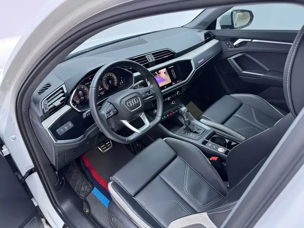 Audi Q3 Sportback — фото 6