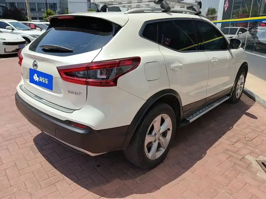 Nissan Qashqai — фото 5