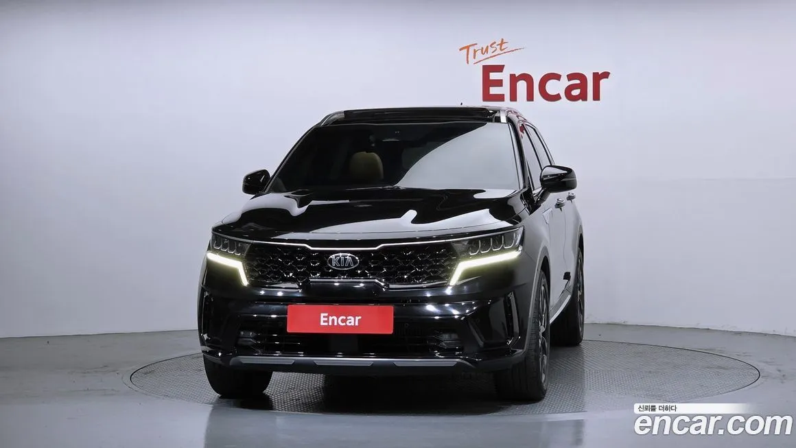 Kia Sorento — фото 6