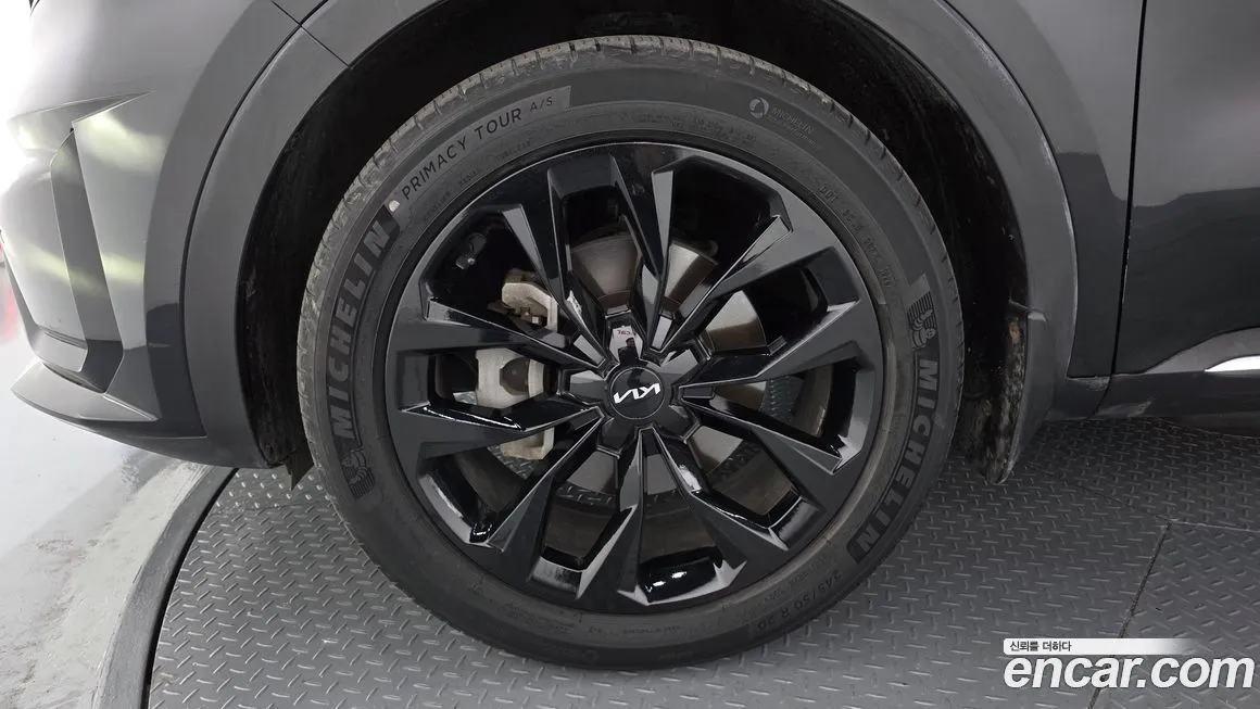 Kia Sorento — фото 9