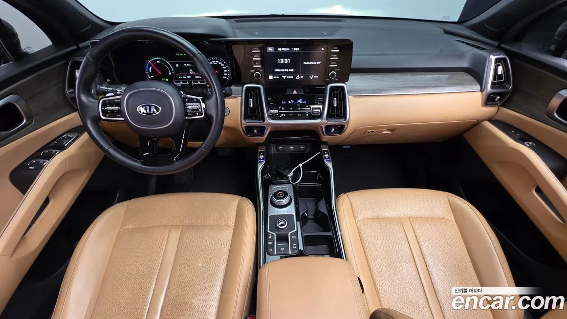 Kia Sorento — фото 4