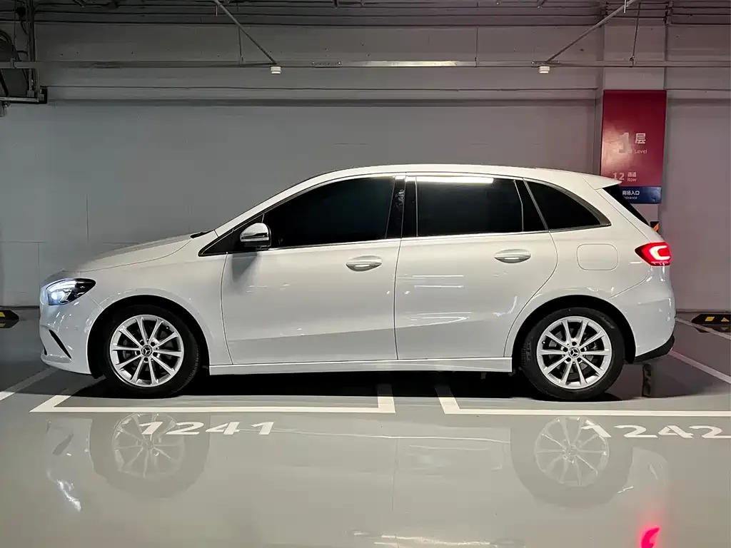 Mercedes-Benz B-Class 2021 из CN, фото 2