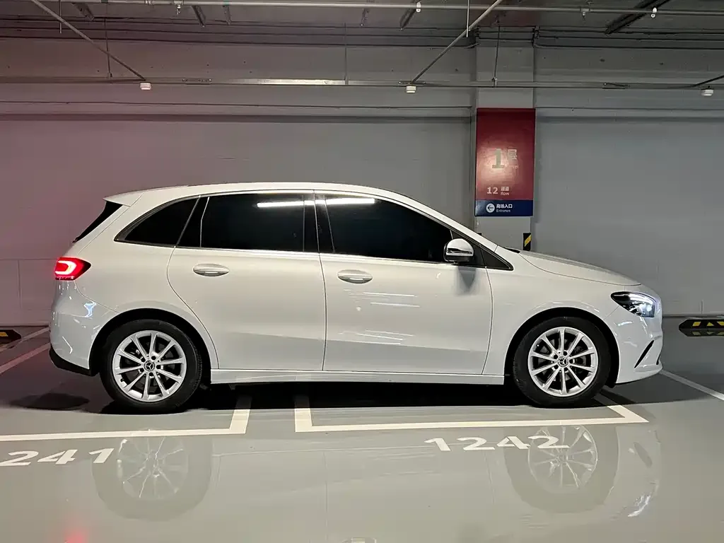 Mercedes-Benz B-Class 2021 из CN, фото 10