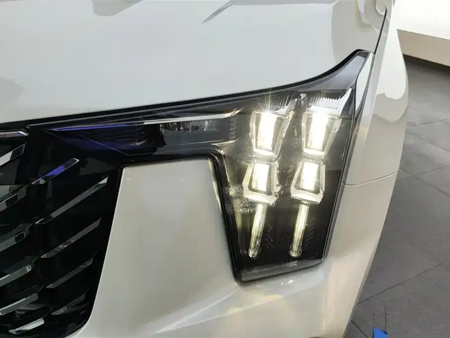 GAC Motor Trumpchi GS8 — фото 7
