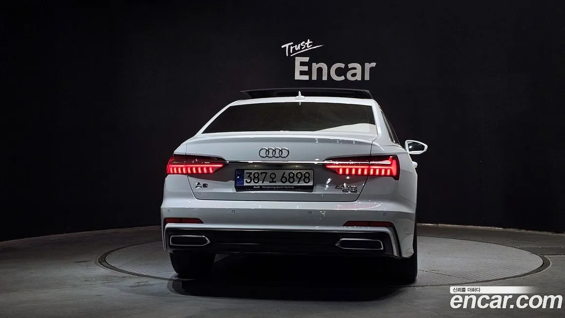 Audi A6 — фото 2