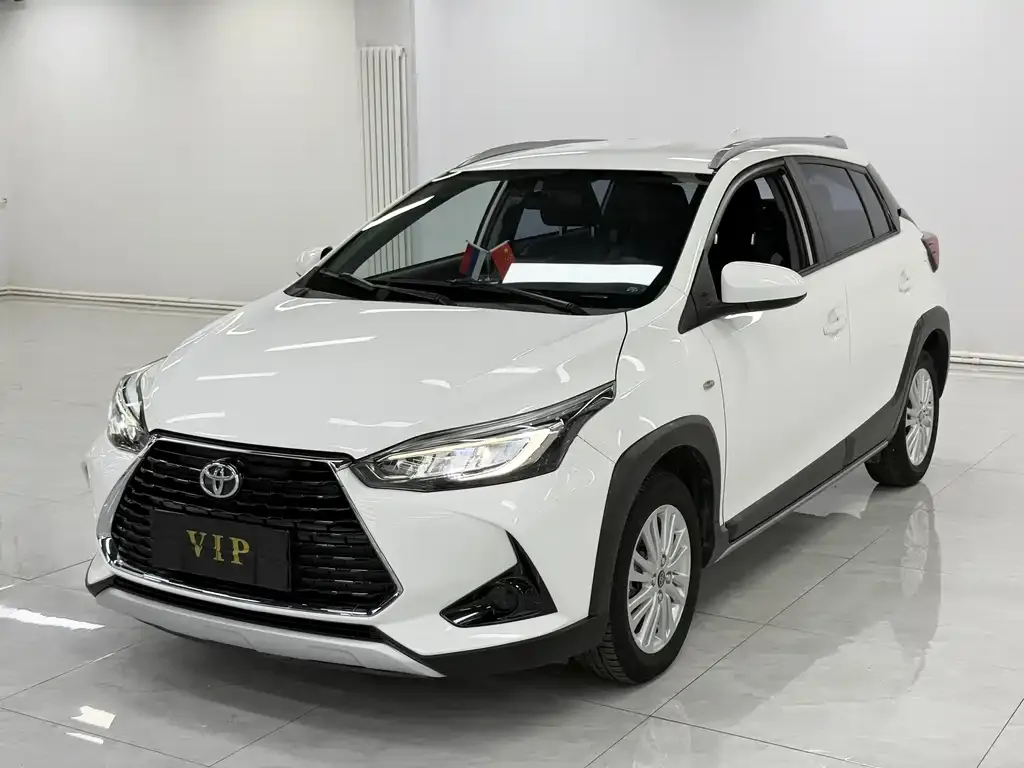 Toyota Yaris L