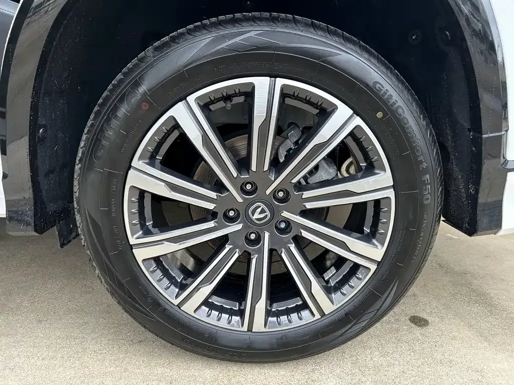 Changan CS75PLUS — фото 10