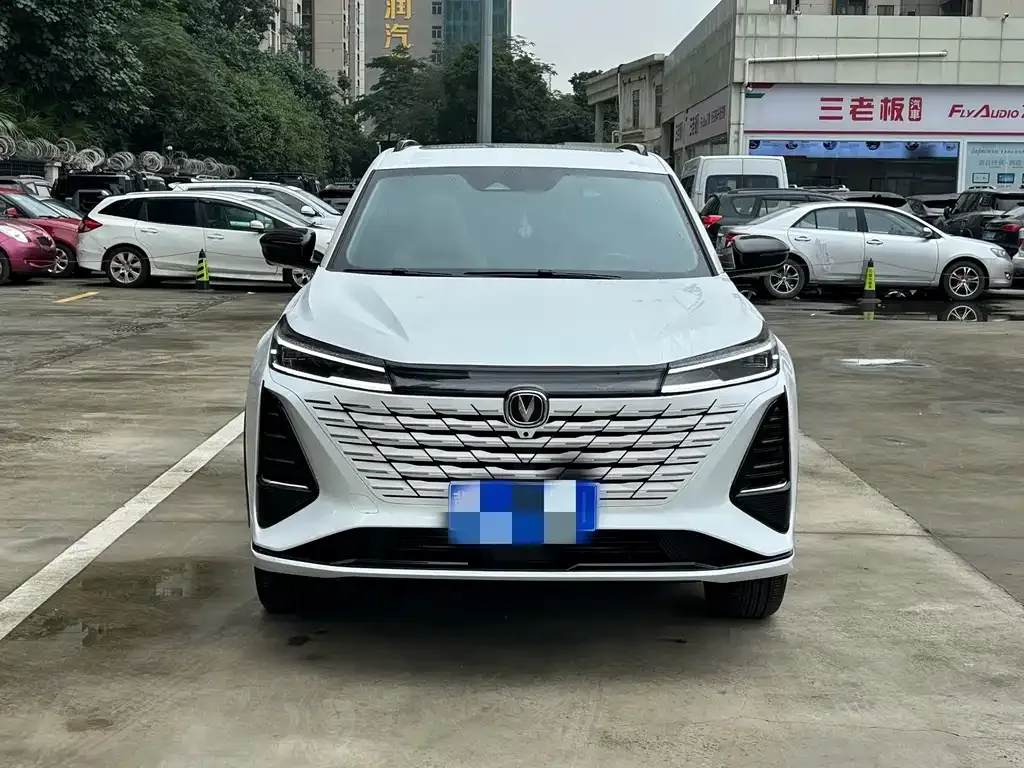 Changan CS75PLUS — фото 9