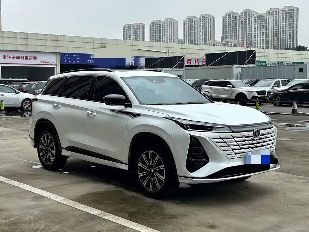 Changan CS75PLUS — фото 5