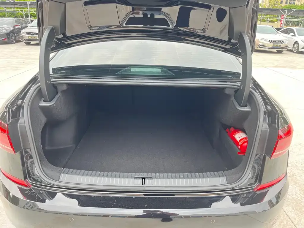 Volkswagen Passat — фото 6
