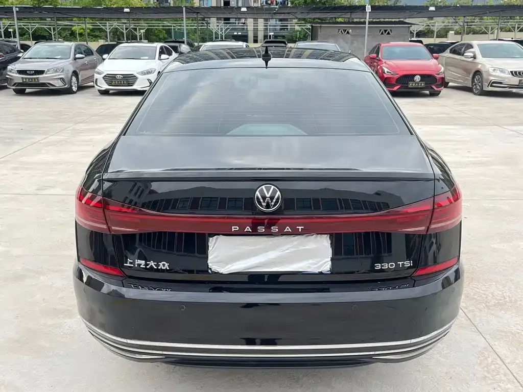 Volkswagen Passat — фото 2