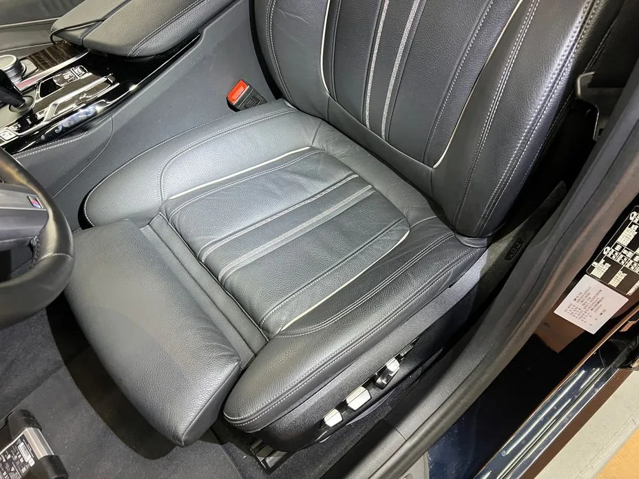 BMW 5-Series — фото 10