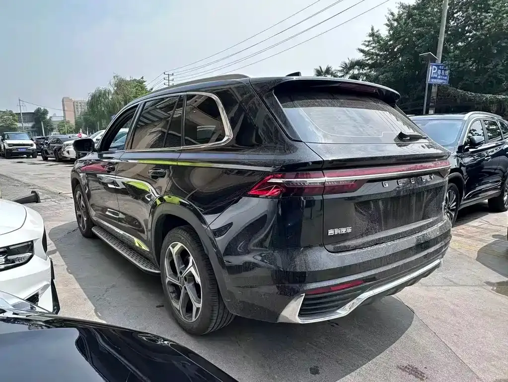 Geely Xingyue L — фото 7
