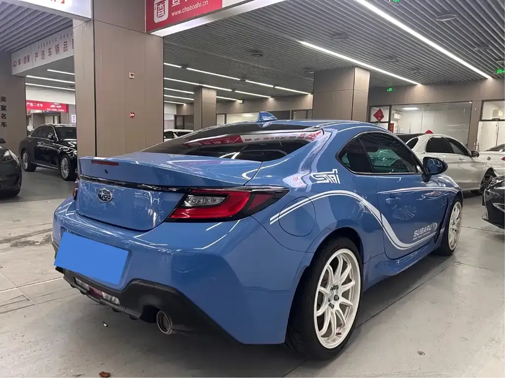 Subaru BRZ 2023 из CN, фото 7