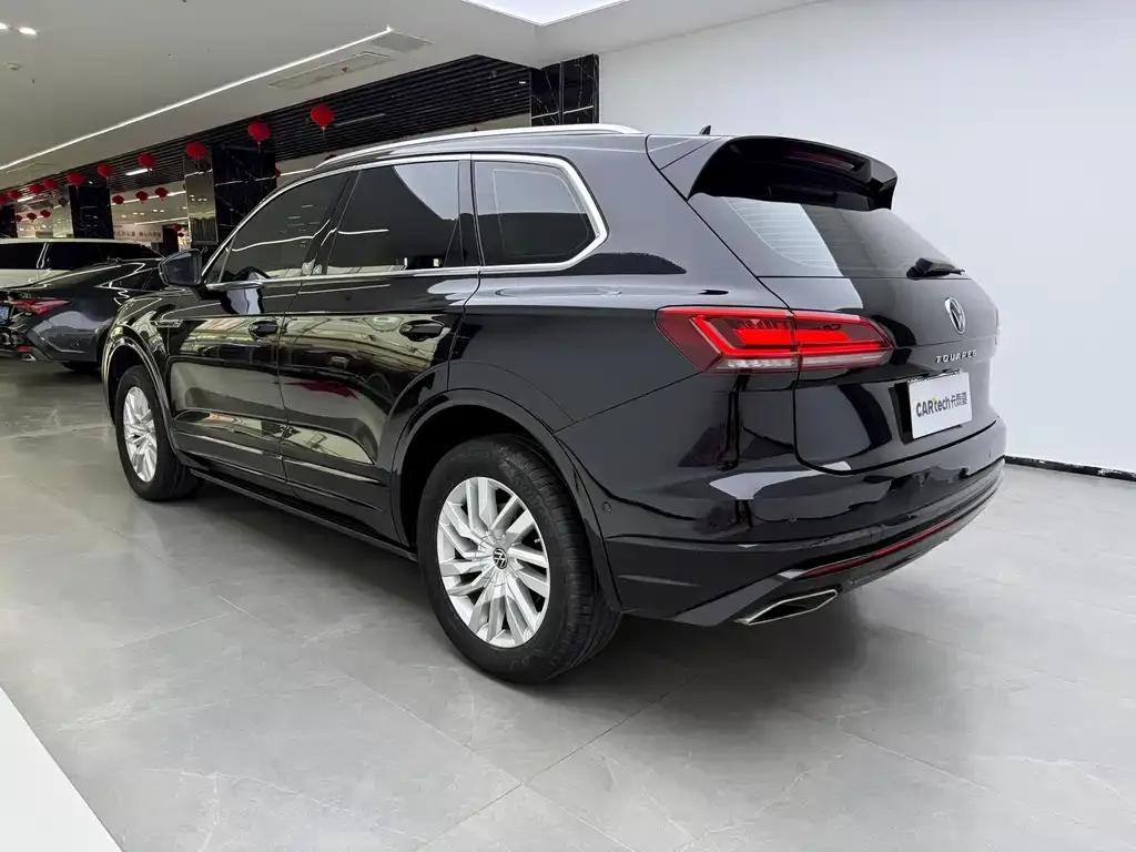 Volkswagen Touareg 2022 из CN, фото 9