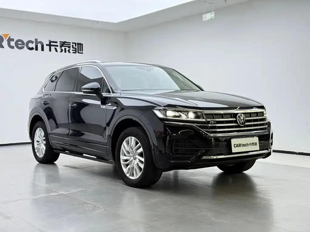 Volkswagen Touareg 2022 из CN, фото 10