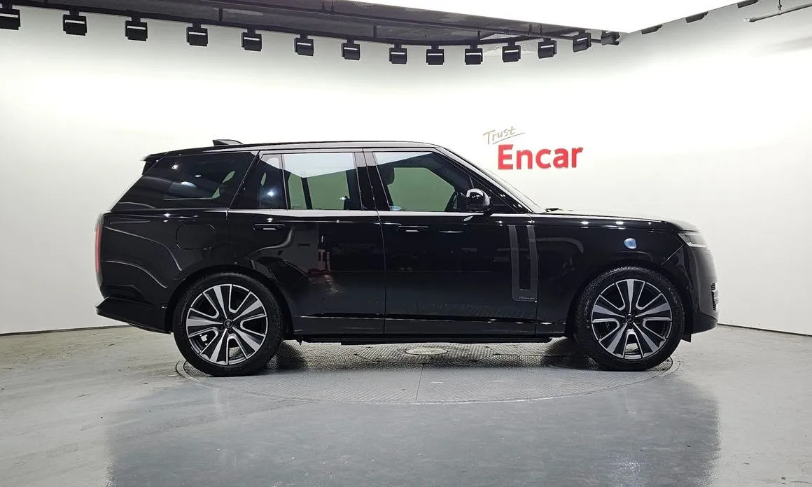 Land Rover Range Rover 2025 из KR, фото 3