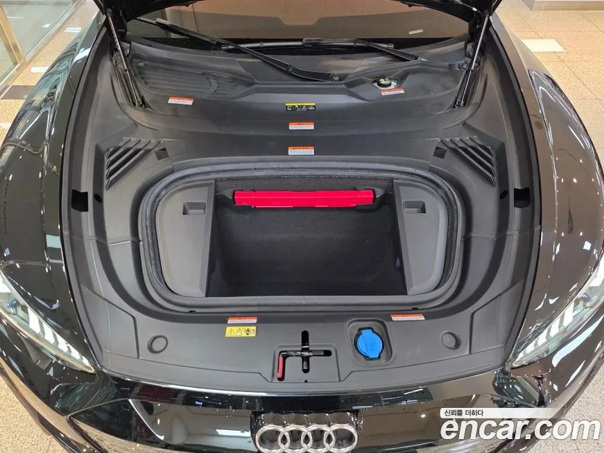 Audi e-tron GT 2023 из KR, фото 5