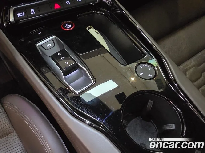 Audi e-tron GT 2023 из KR, фото 4
