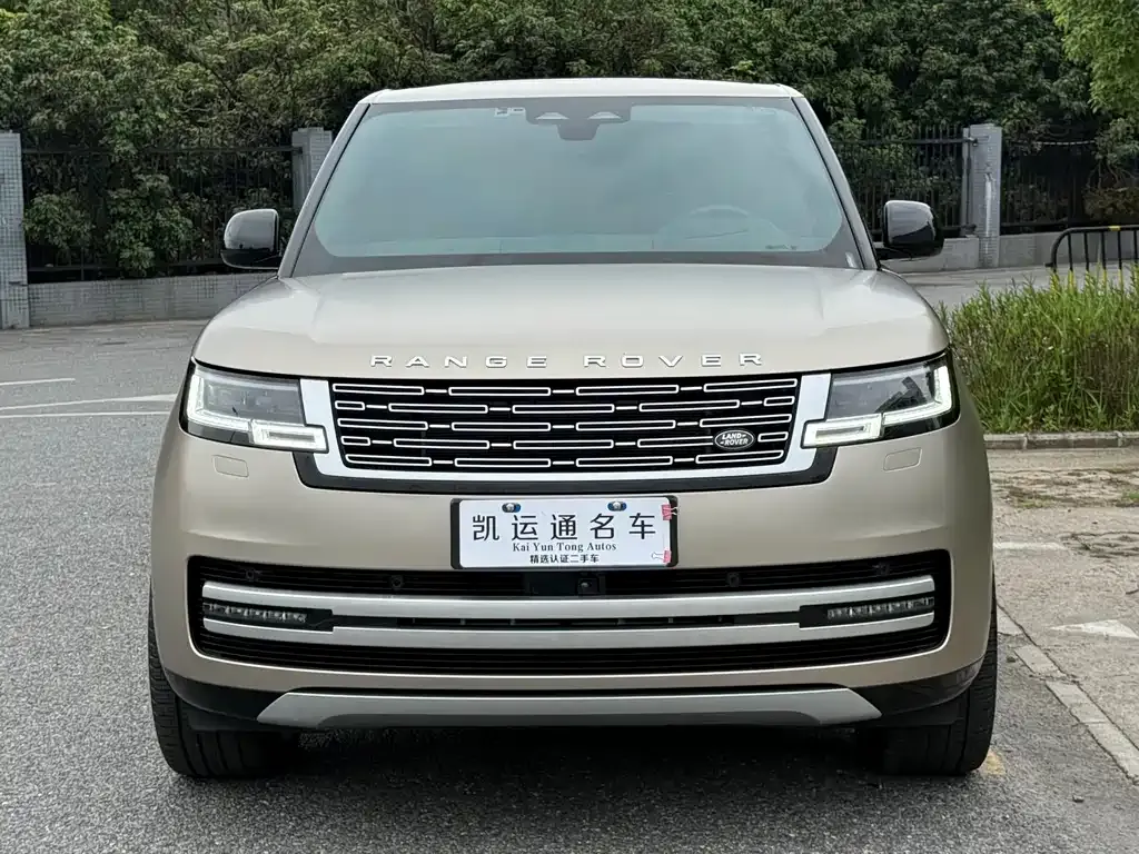 Land Rover Range Rover — фото 1