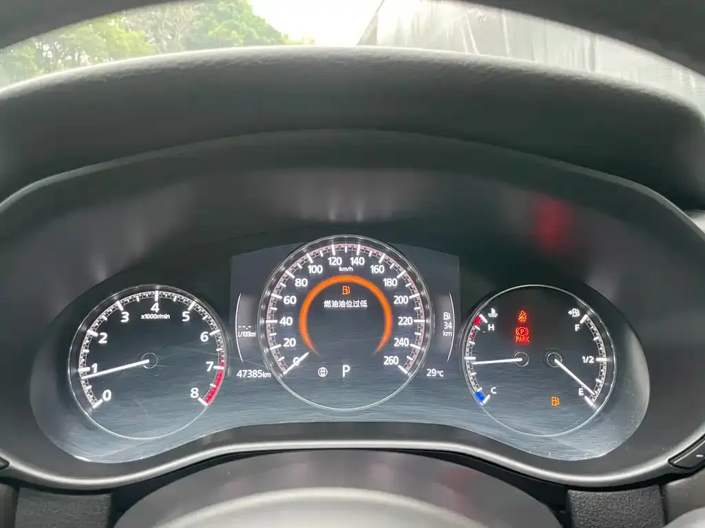 Mazda CX-50 2023 из CN, фото 2