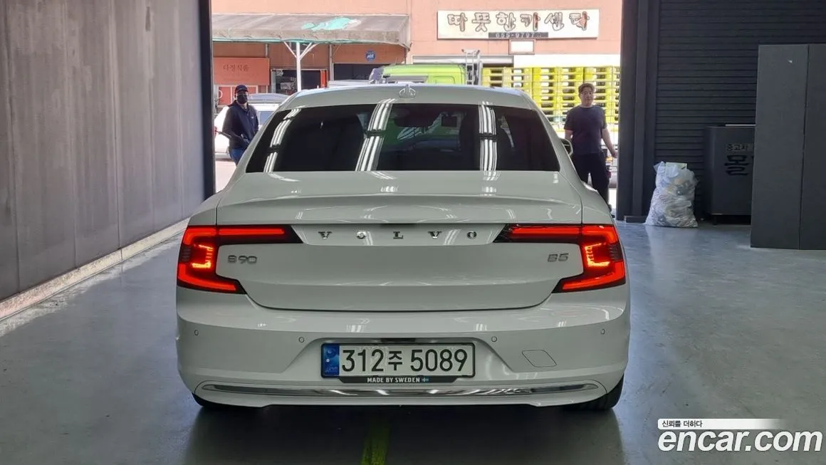 Volvo S90 — фото 7