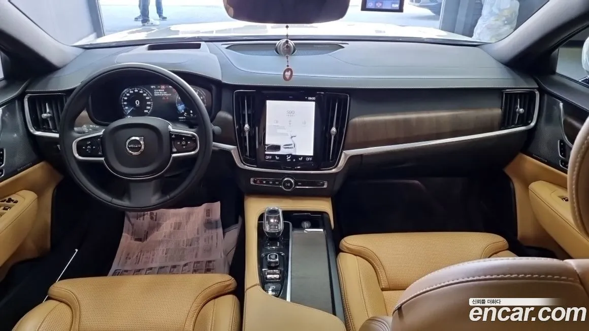 Volvo S90 — фото 10