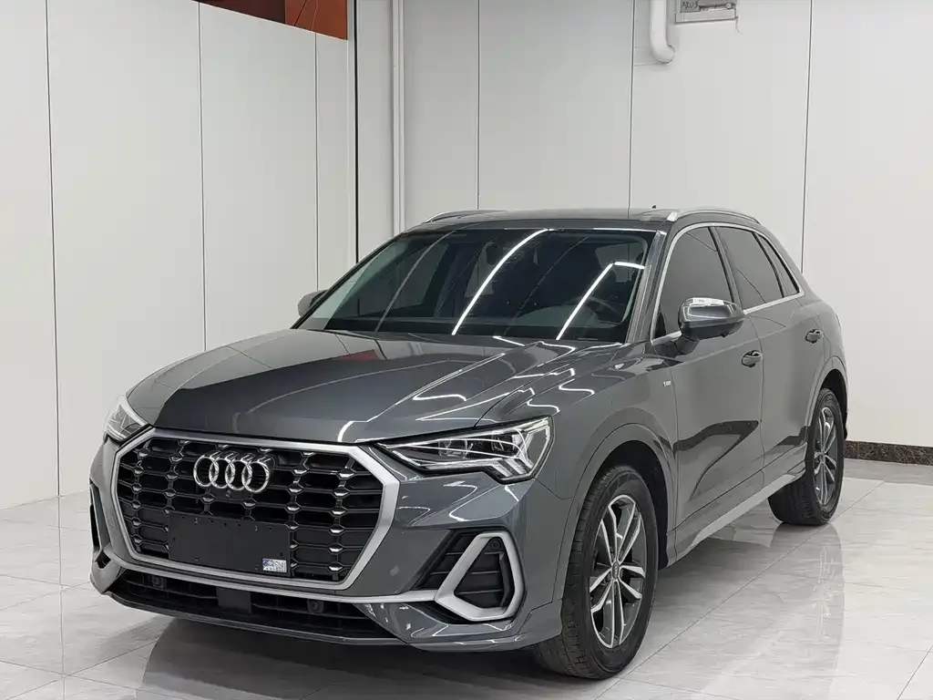 Audi Q3 — фото 6