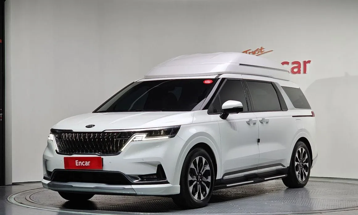 Kia Carnival — фото 1