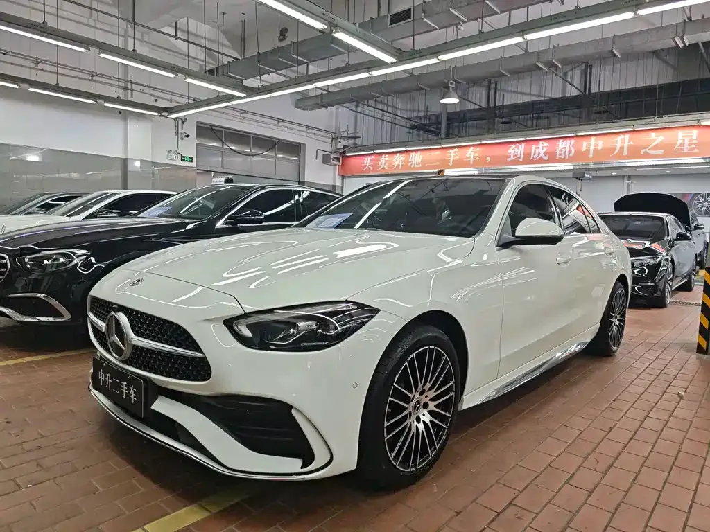 Mercedes-Benz C-Class — фото 1