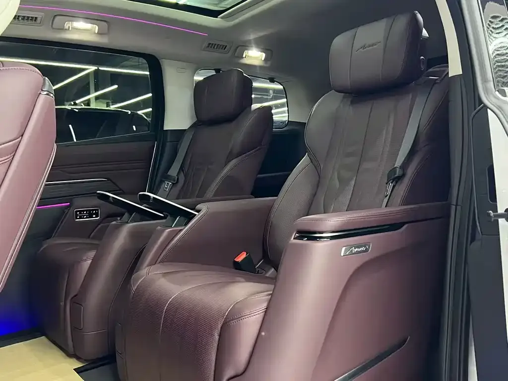 Buick Century 2023 из CN, фото 3