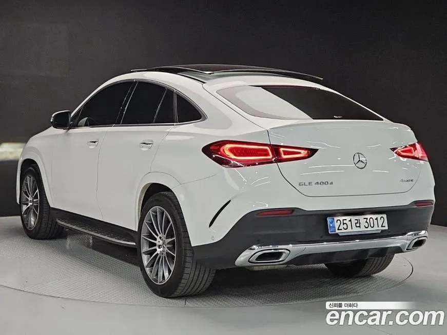 Mercedes-Benz GLE-Class — фото 4