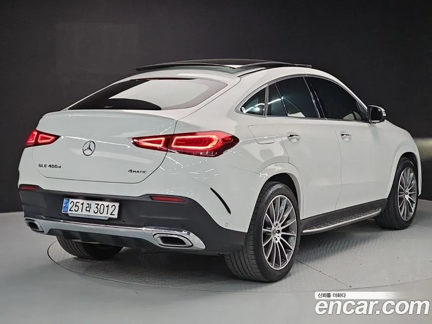 Mercedes-Benz GLE-Class — фото 6