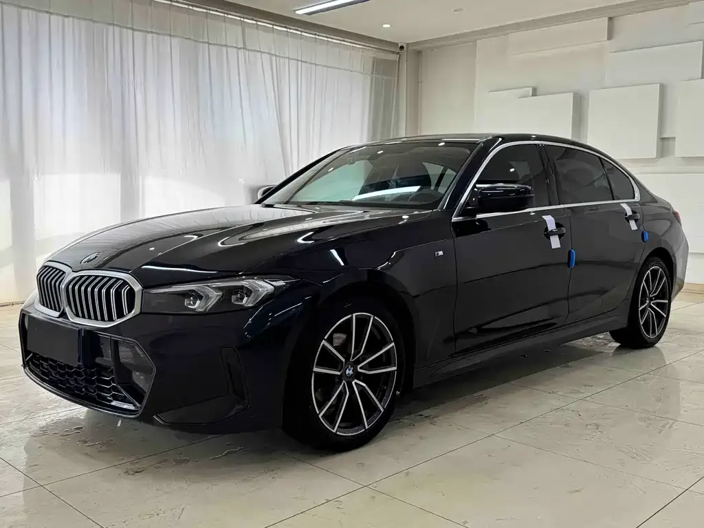 BMW 3 Series — фото 1