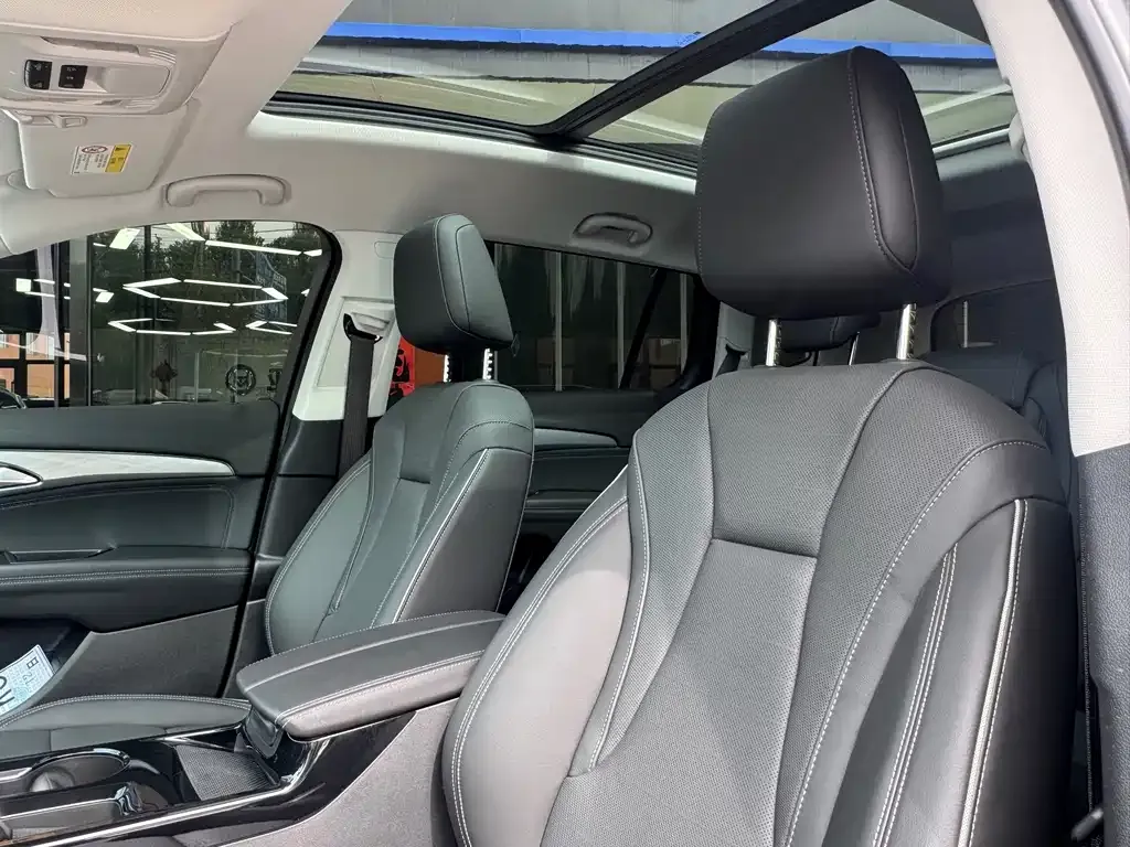 Buick Envision Plus — фото 9