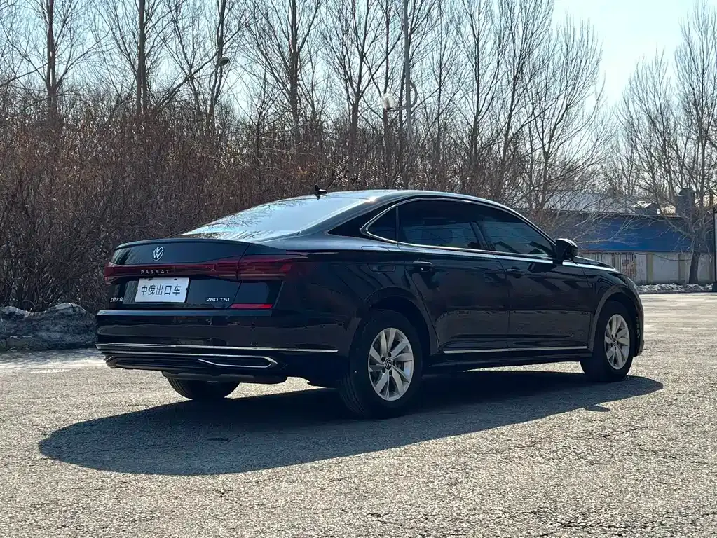 Volkswagen Passat — фото 7