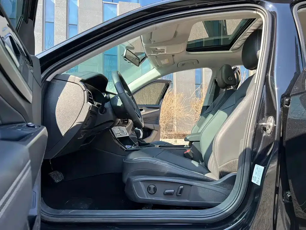 Volkswagen Passat — фото 2