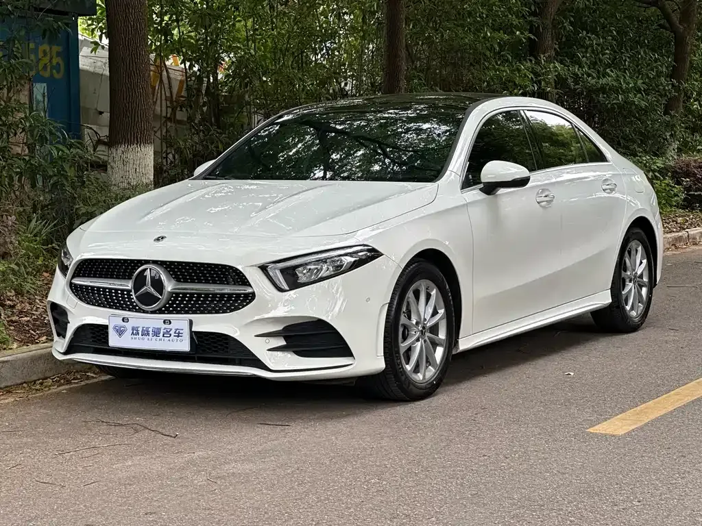 Mercedes-Benz A-Class — фото 1