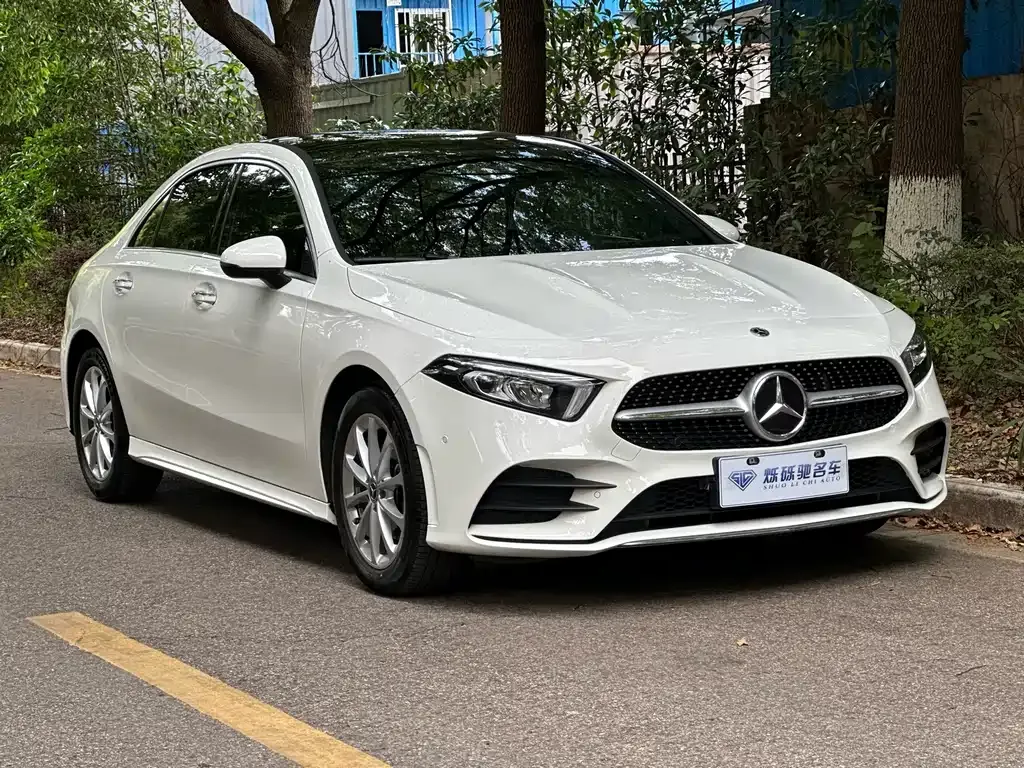 Mercedes-Benz A-Class — фото 4